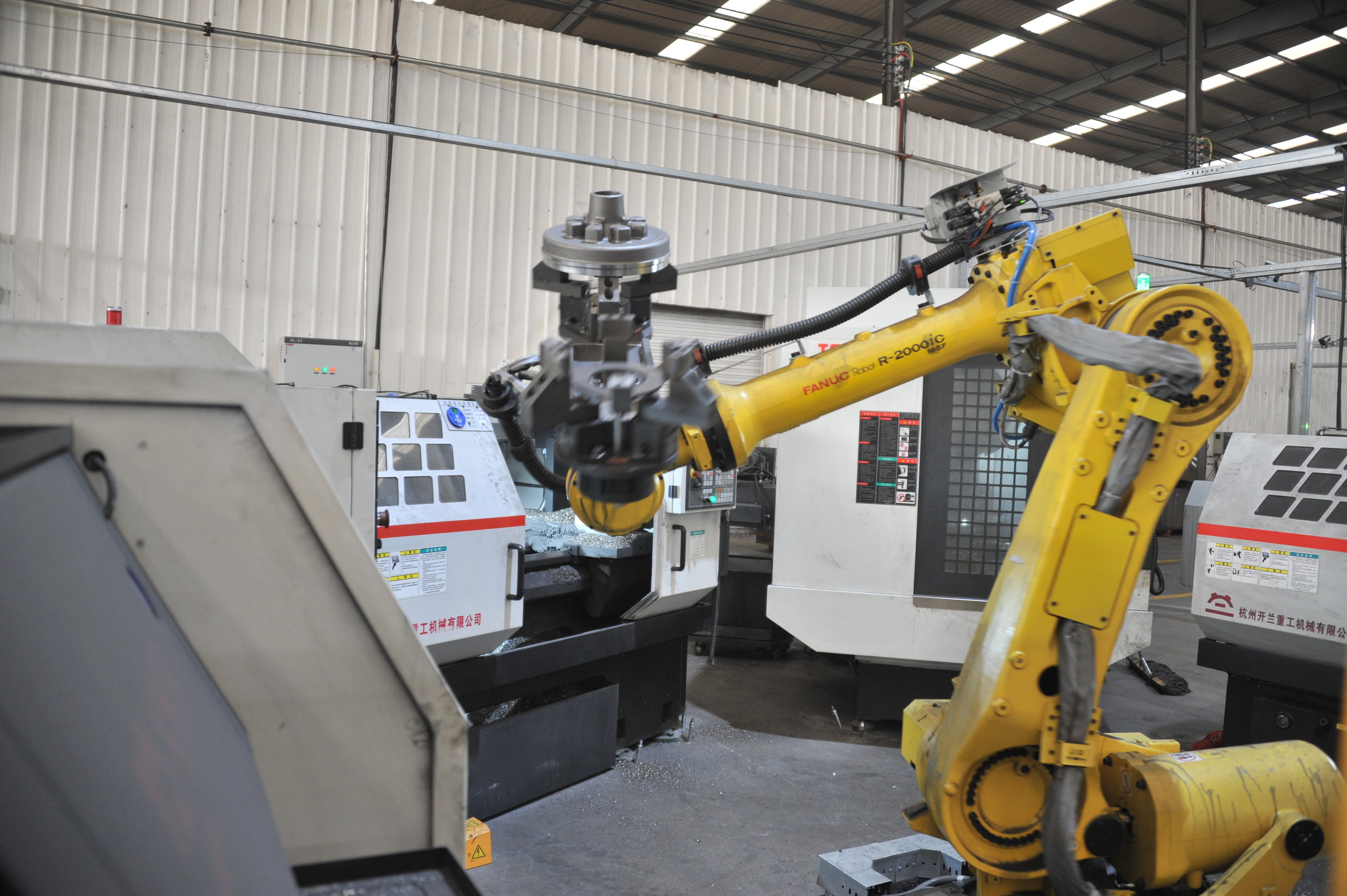 夏邑縣會亭鎮 “三駕馬車”拉動鄉村產業振興，數控機床銷售成引擎